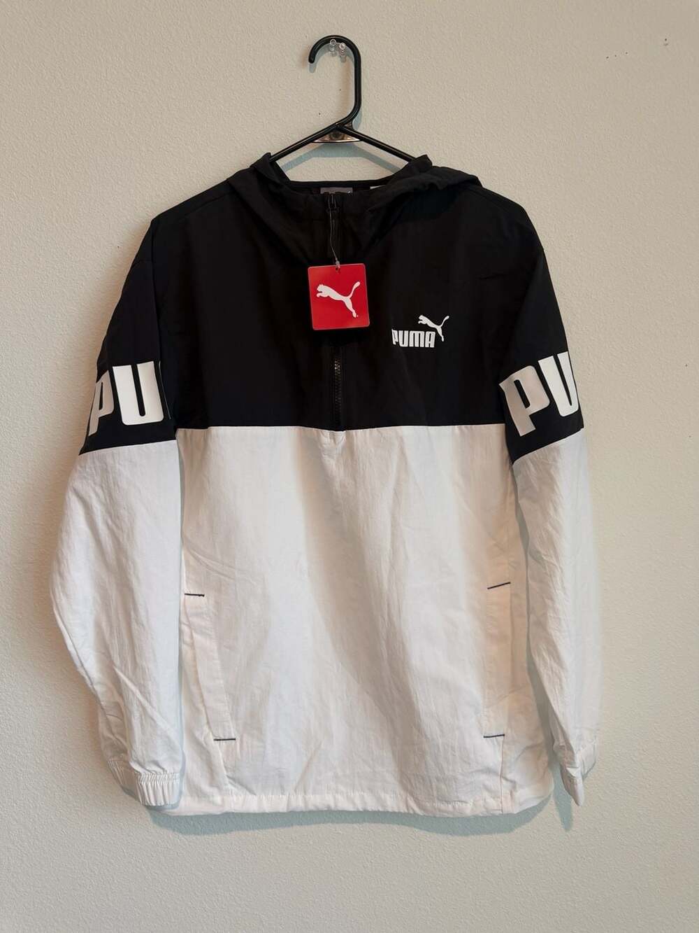 Puma Men’s Black and White Windbreaker Jacket Hoodie with Tags Size XS